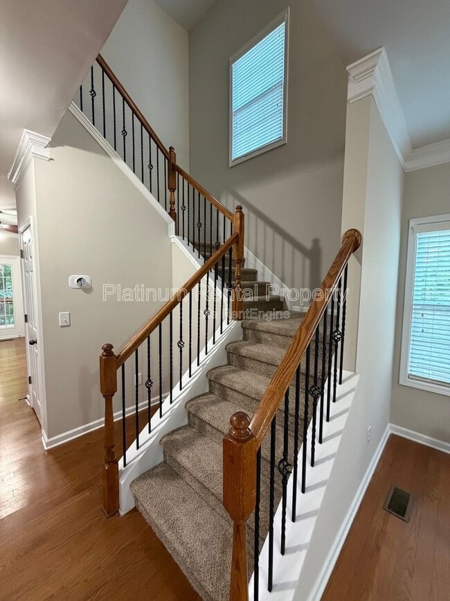 Building Photo - 12785 Doe Dr