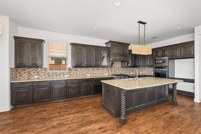 Building Photo - 975 Pembrook Ln