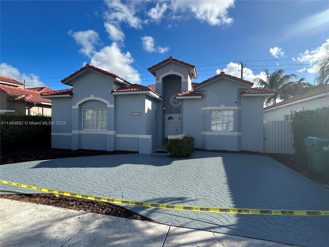Building Photo - 16124 SW 55th Terrace