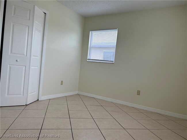Building Photo - 4231 Grass Ave