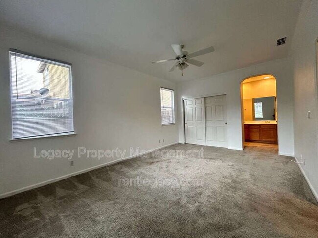 Building Photo - 1867 Malachite Way