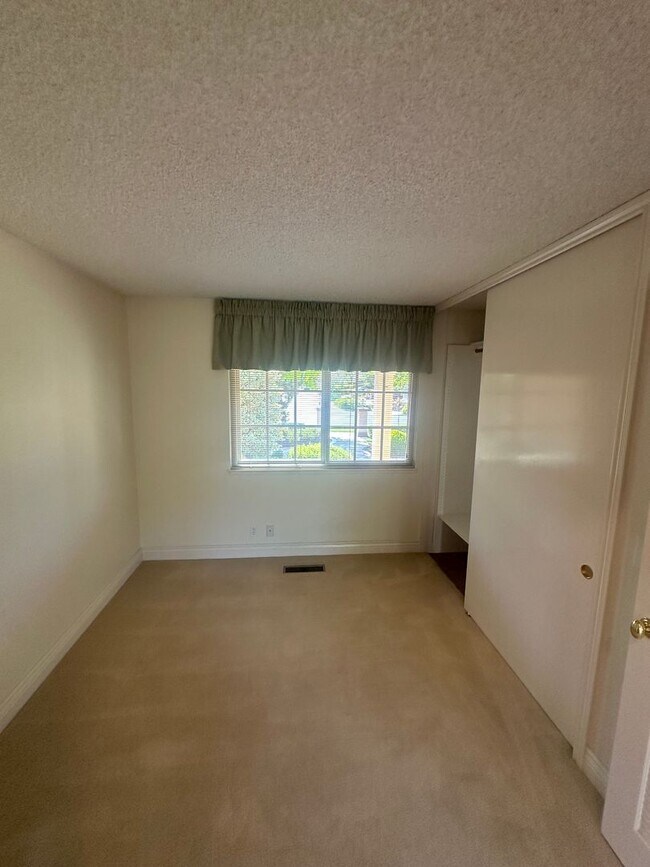 Building Photo - Almaden Single Family Home