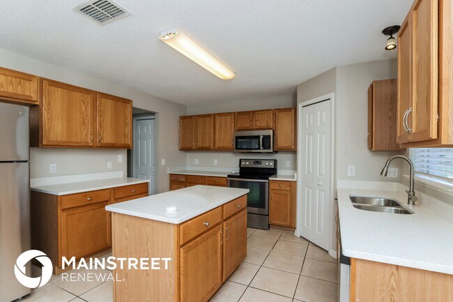 Building Photo - 597 Breakwater Terrace