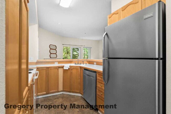 Building Photo - 12120 NE 172nd Pl