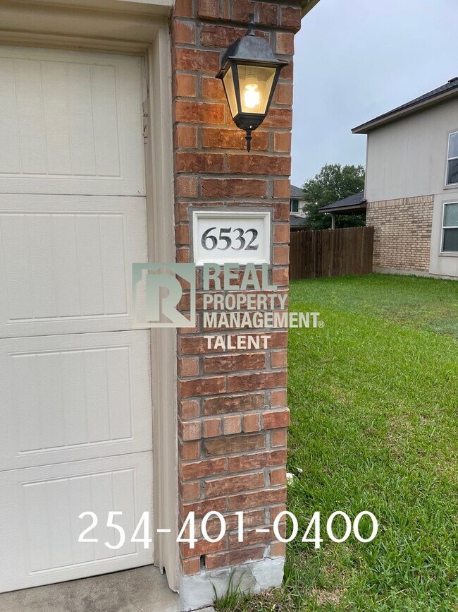 Building Photo - 3-bedroom, 2-bathroom home located  in Waco
