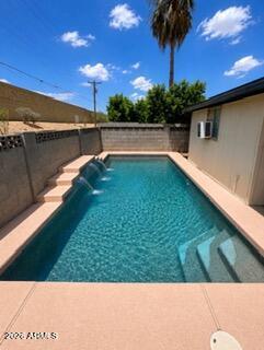 Building Photo - 1243 E Riviera Dr