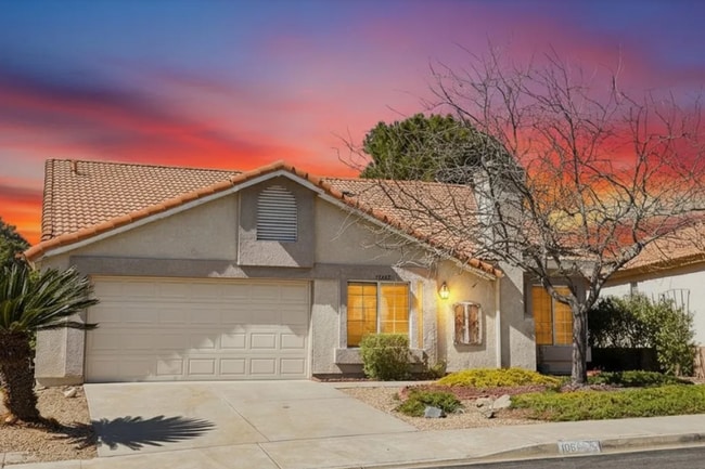 Building Photo - 10665 Cherry Hills Dr