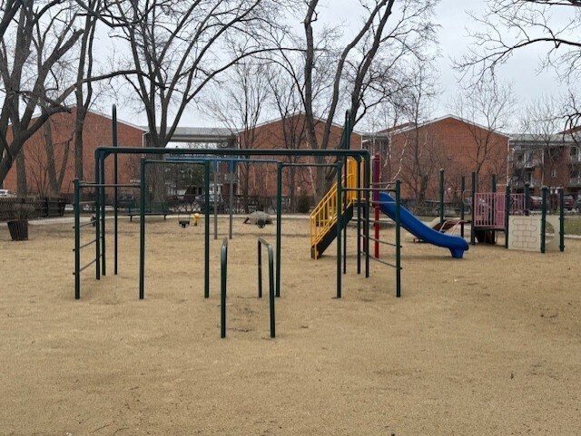 Building Photo - 8923 Knight Ave