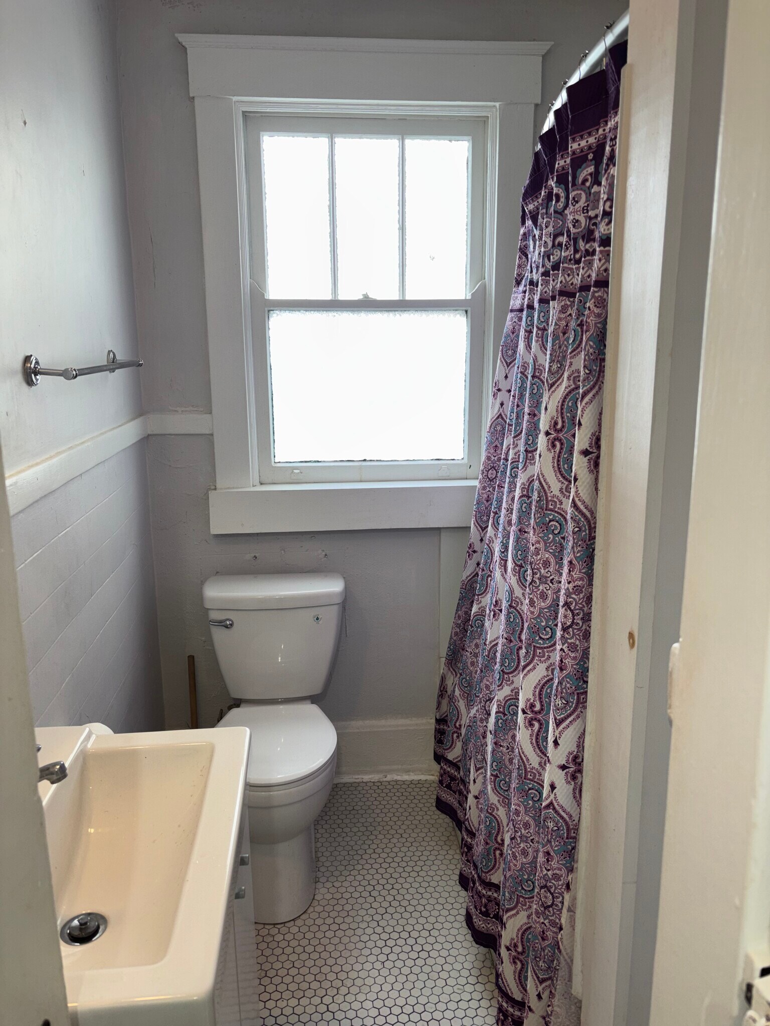 Building Photo - 4004 Carter Ave