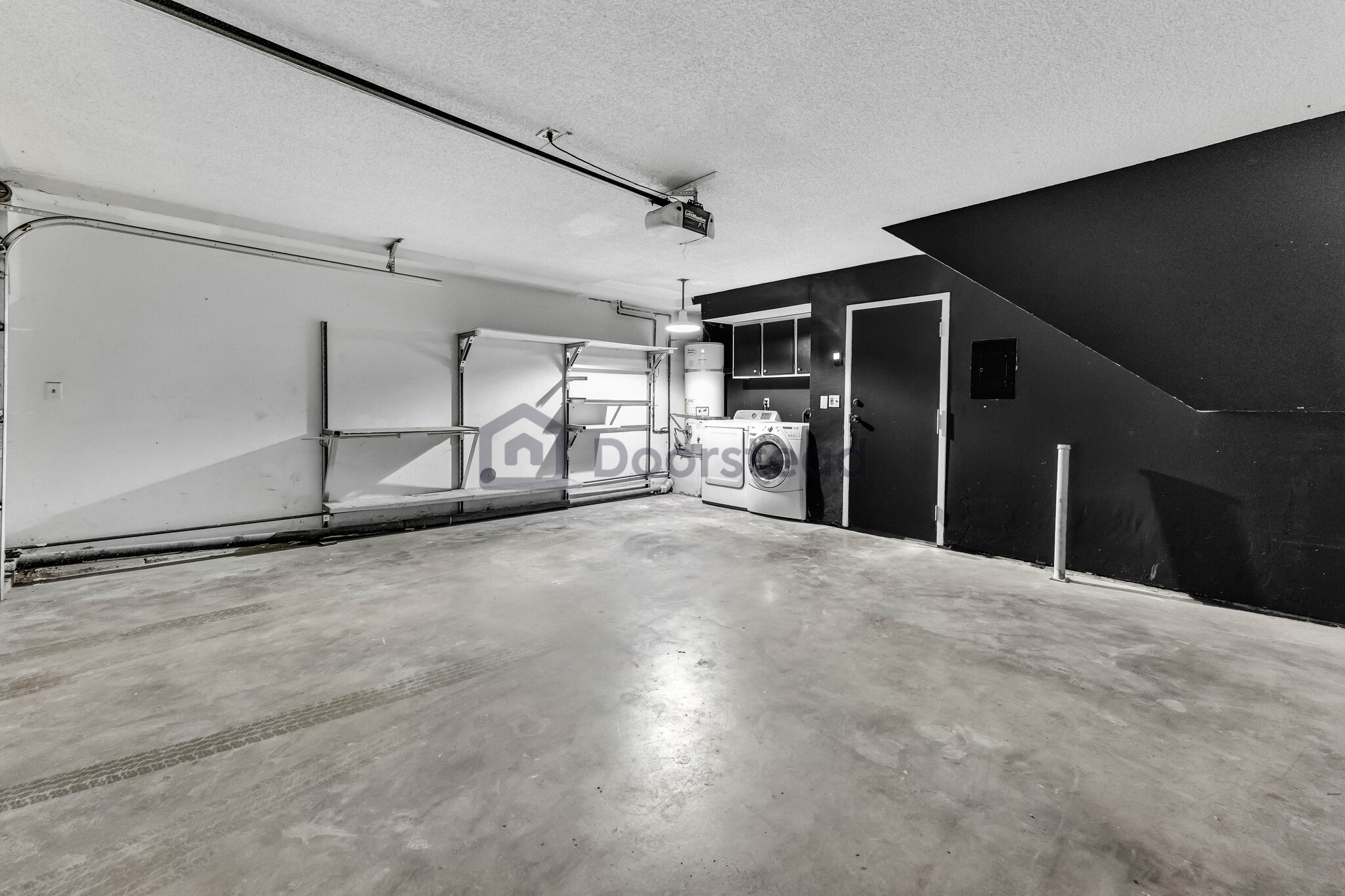 Building Photo - 15555 Nordhoff St