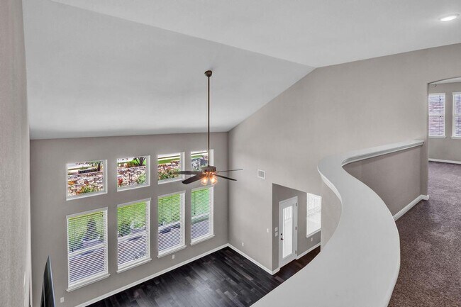 Building Photo - 2629 Coralbush Dr