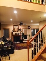 Building Photo - 5120 Yuma Ln N