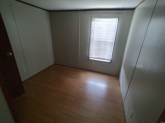Building Photo - 452 Wetherington Landing Rd