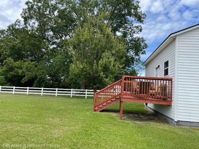 Building Photo - 783 NC-33