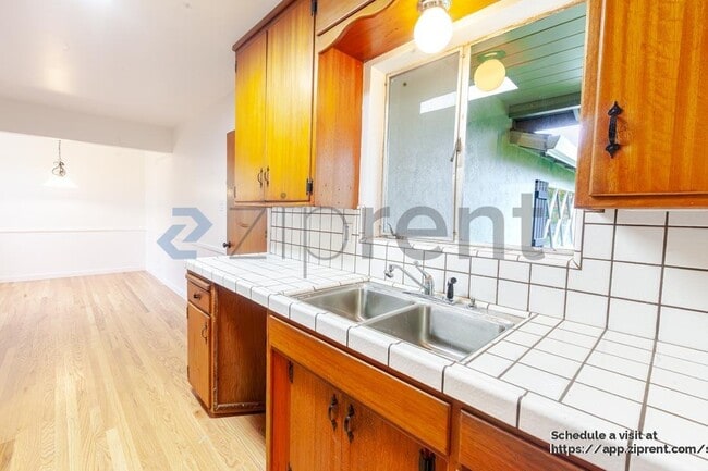 Building Photo - 4636 Goya Pkwy