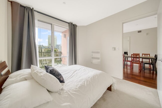 Building Photo - Condo for Rent in the Mission District - $...