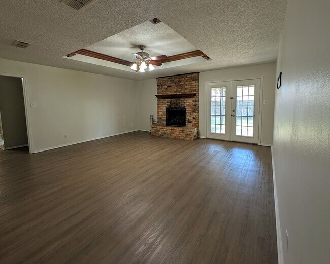 Building Photo - 3008 Brittney Ln