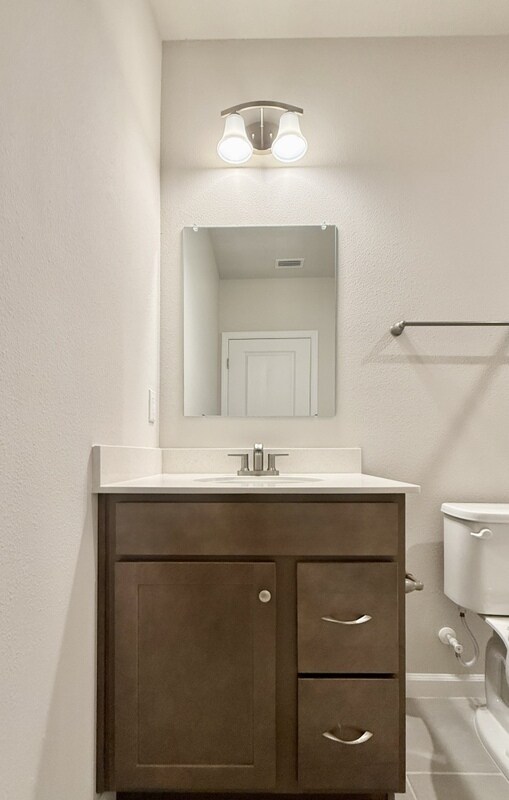 Building Photo - 507 Voltaire Dr