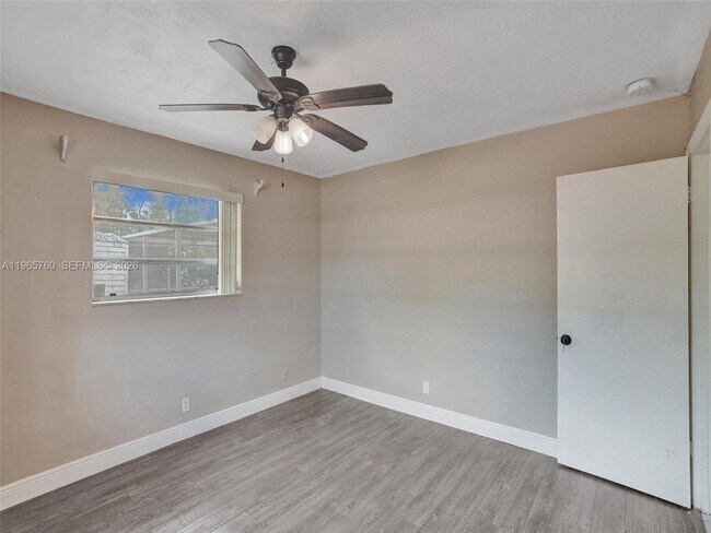 Building Photo - 4330 NW 8th St