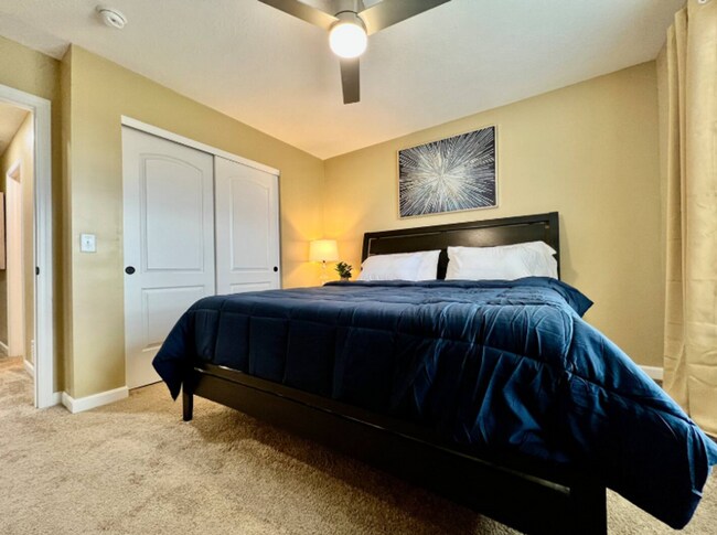 Building Photo - Spacious 4 Bedroom with Gameroom