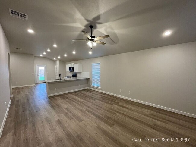 Building Photo - 3020 140th St