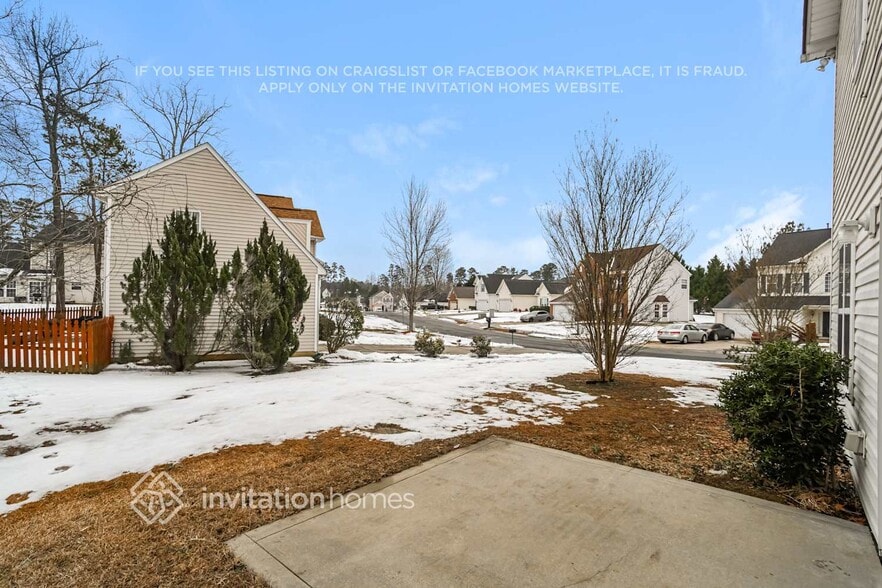 Building Photo - 1304 Red Tallen Ct