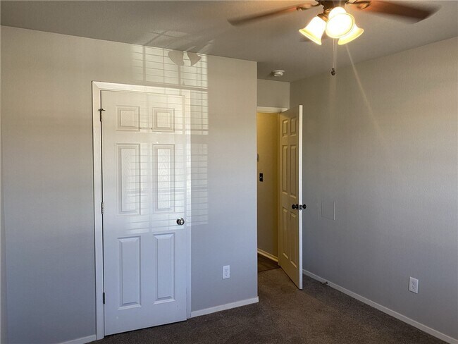 Building Photo - 1426 Apollo Dr