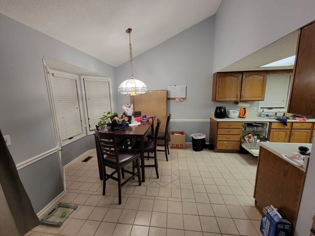 Building Photo - 6007 Belle Isle Ln