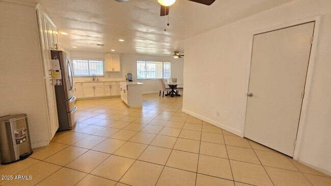 Building Photo - 4724 N 61st Ave