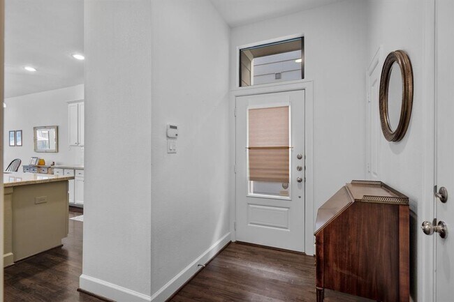 Building Photo - 5337 Kansas St