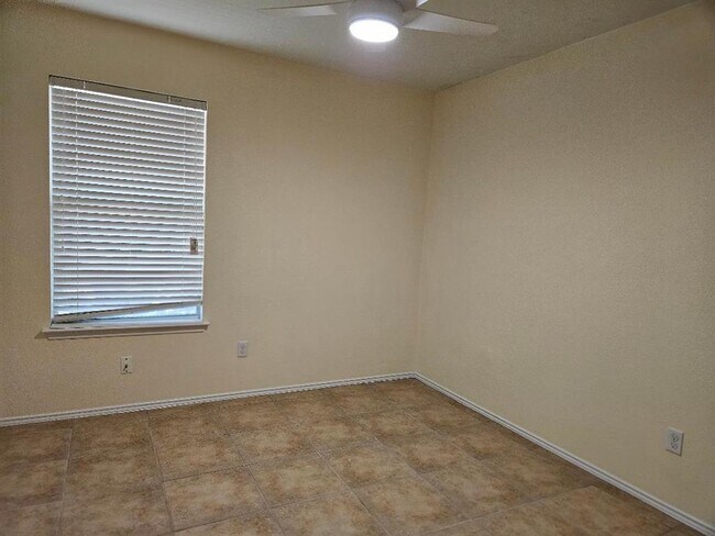 Building Photo - 17833 Floribundas Ln