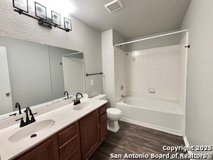 Building Photo - 107 Booker Palm