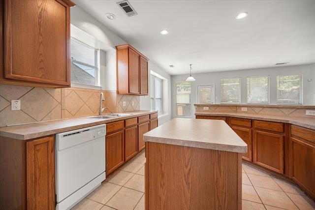 Building Photo - 4208 Glen Garden Dr