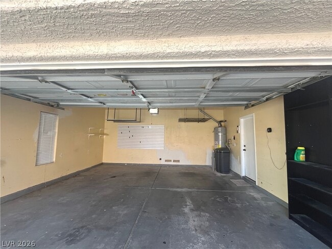 Building Photo - 1809 Snow Spring Ln