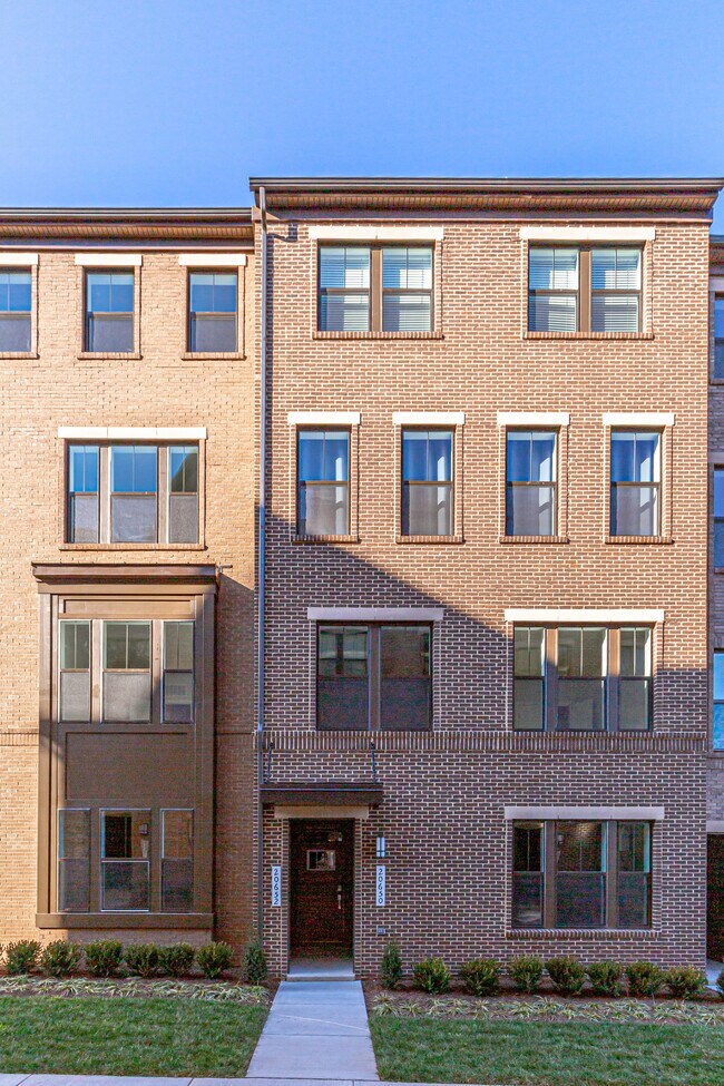 Building Photo - 20650 River Liffey Ter
