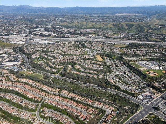 Building Photo - 28721 Via Pasatiempo