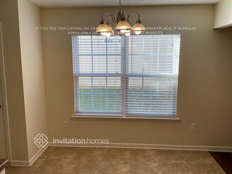 Building Photo - 8802 Laurel Run Dr