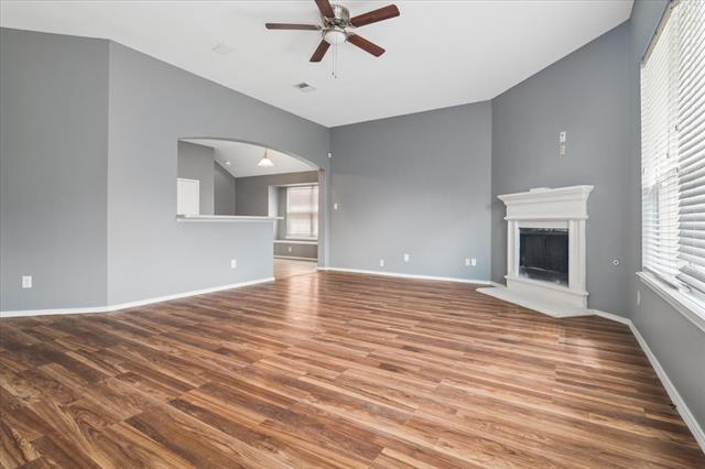 Building Photo - 2657 Red Spruce Dr