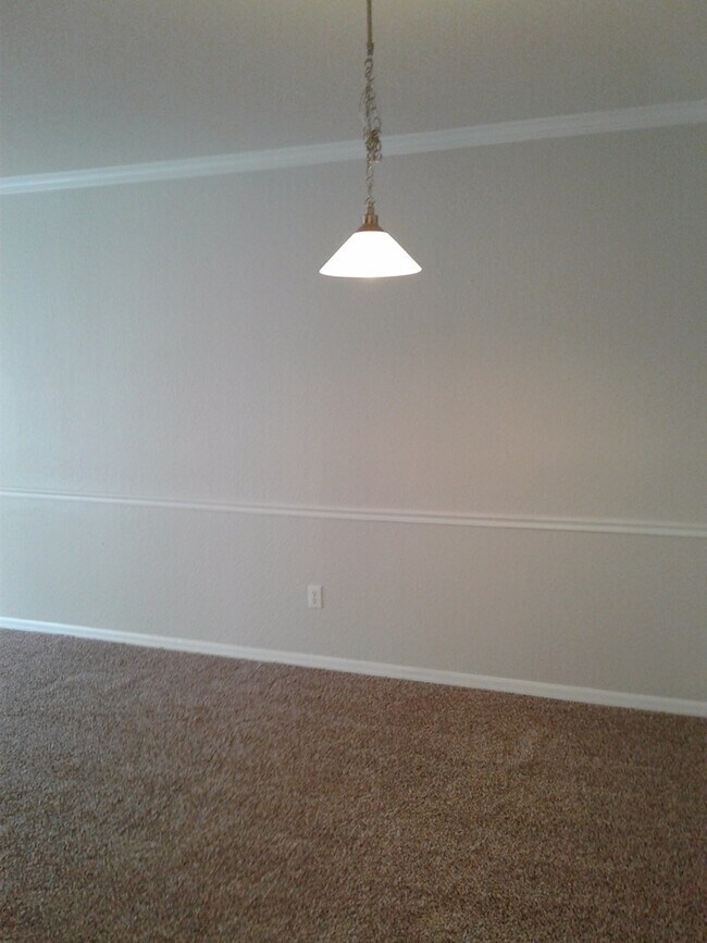 Building Photo - Mosaic 2533