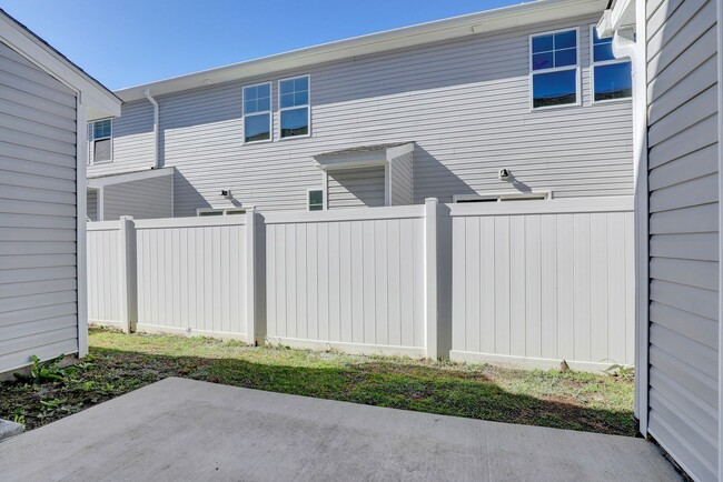 Building Photo - 317 Starfish Ln