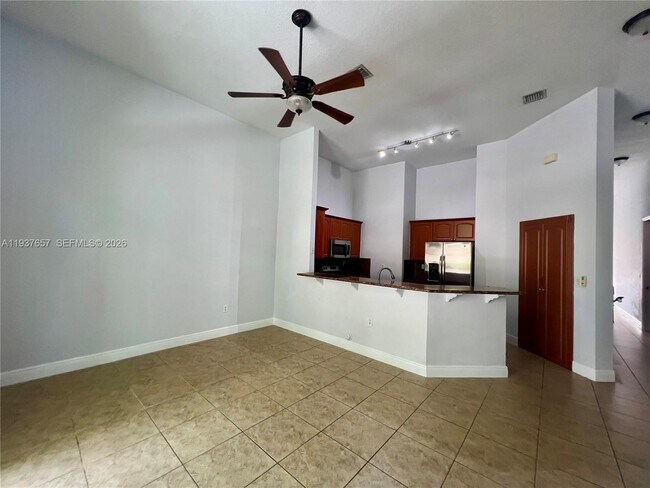 Building Photo - 16020 SW 91st Ct