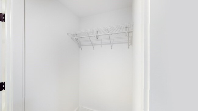 Building Photo - 440 E 8th St