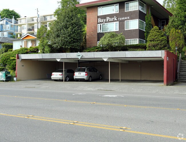 Building Photo - Bay Park Terrace