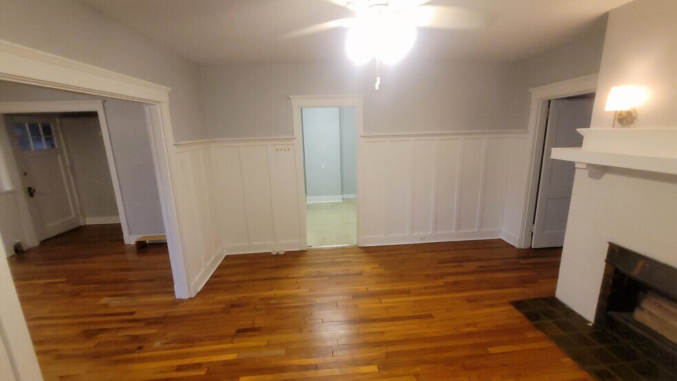 Building Photo - 6941 Meade St