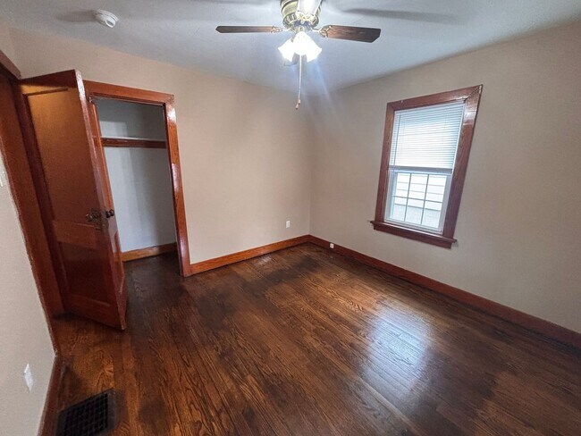 Building Photo - 1731 Fauver Ave