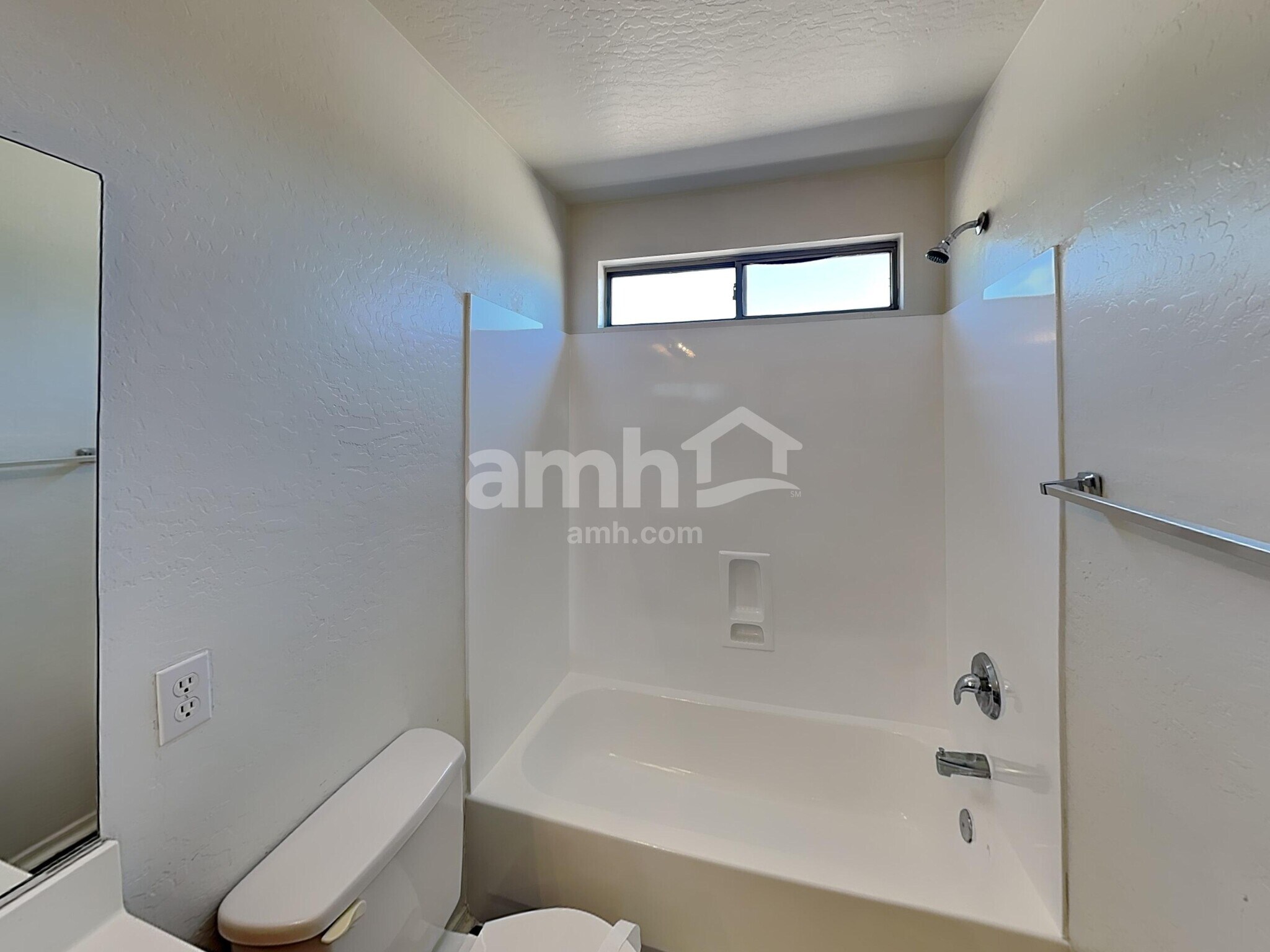 Building Photo - 12438 W Windrose Dr