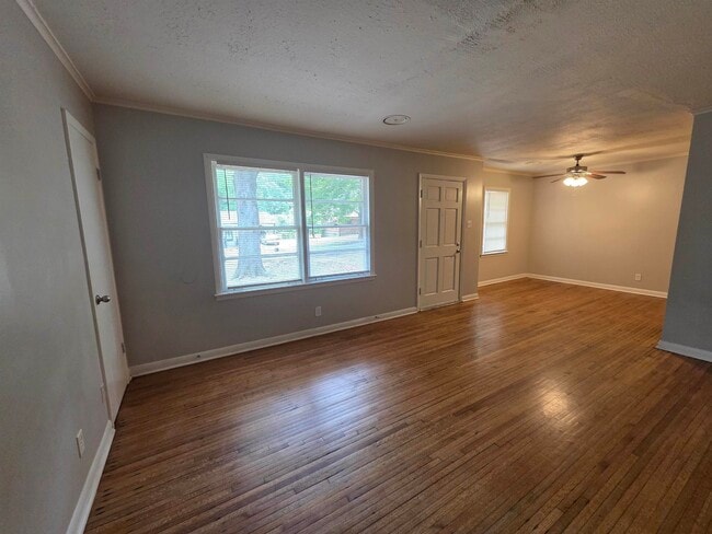 Building Photo - 5369 Lochinvar Rd