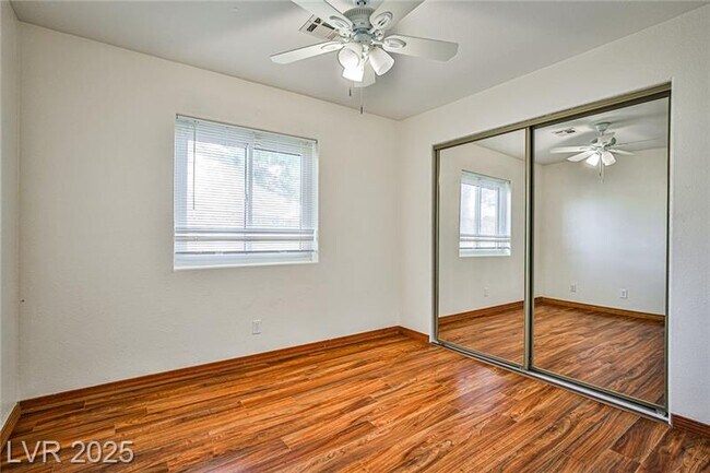 Building Photo - 6315 N Park St