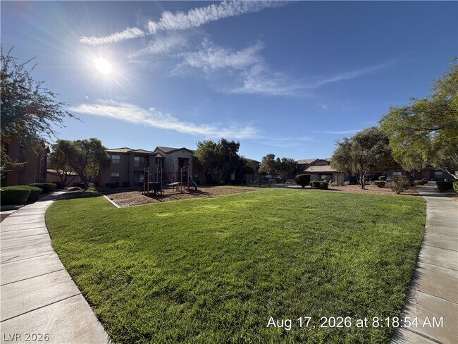Building Photo - 8000 W Badura Ave