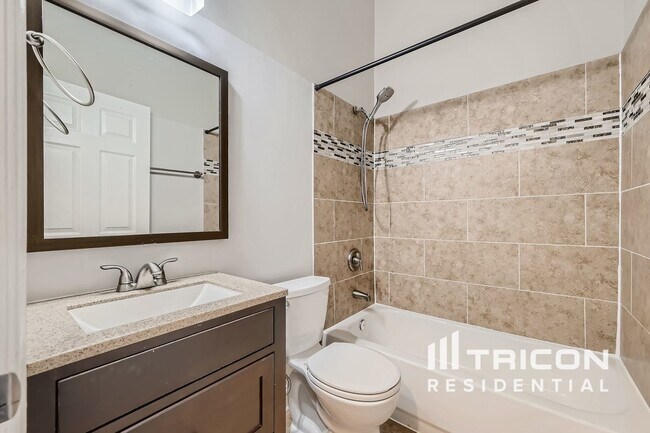 Building Photo - 610 N Branch Ct